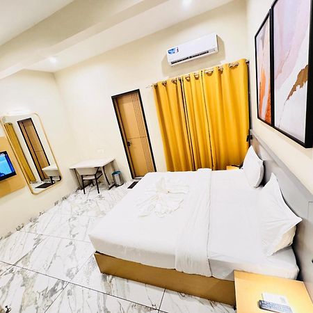 Ixoras Hotel Lemba 킨샤사 외부 사진