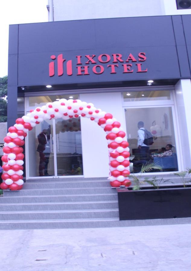 Ixoras Hotel Lemba 킨샤사 외부 사진