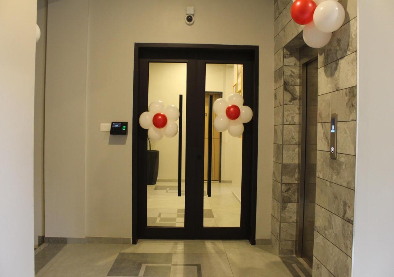 Ixoras Hotel Lemba 킨샤사 외부 사진